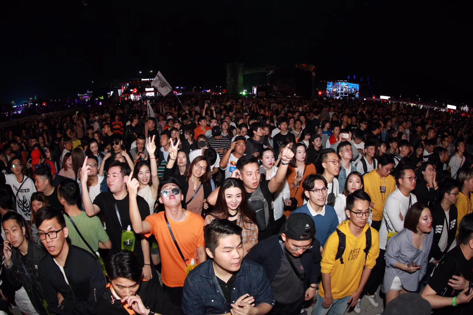 1605603269196049.png 圖片2.png